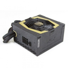 550W FSP Aurum S, 80Plus Gold, 1x 20+4pin, 1x 4pin... 550W FSP Aurum S, 80Plus Gold, 1x 20+4pin, 1x 4pin...